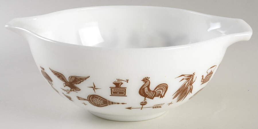 Early American 10" Cinderella Mixing Bowl by Pyrex-1
