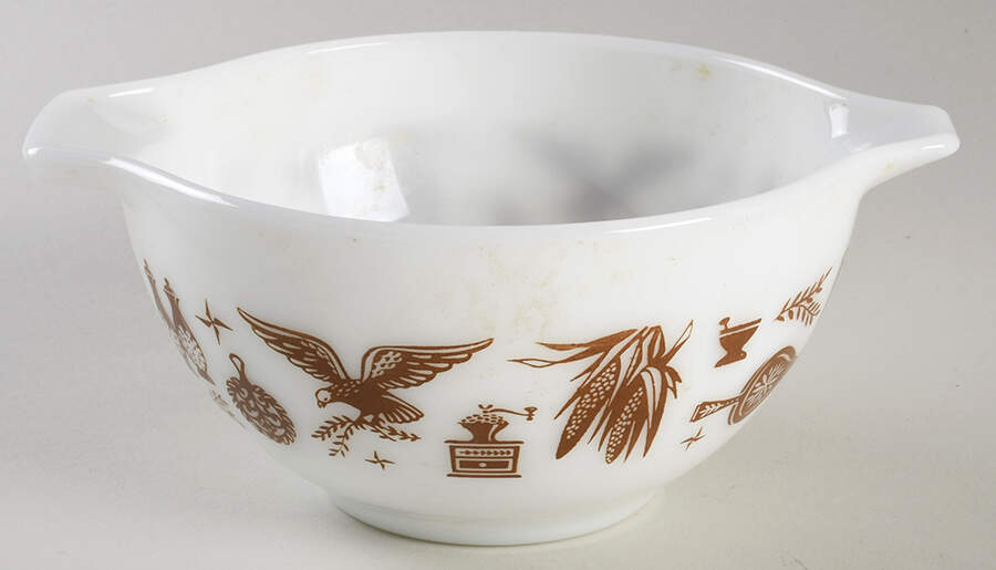 Early American 7" Cinderella Mixing Bowl by Pyrex-1
