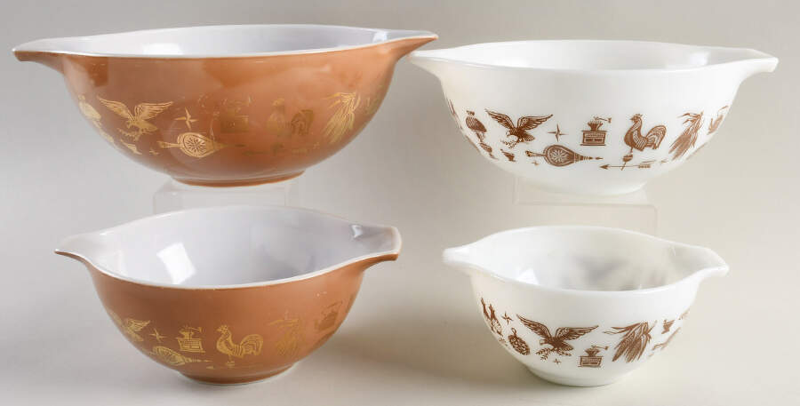 Early American 4  Piece Estate Set by Pyrex-1