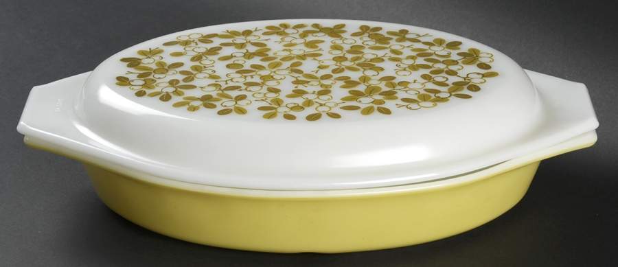 Verde (Green) 12" Oval Covered Divided Vegetable (ODV12 Base) by Pyrex-1