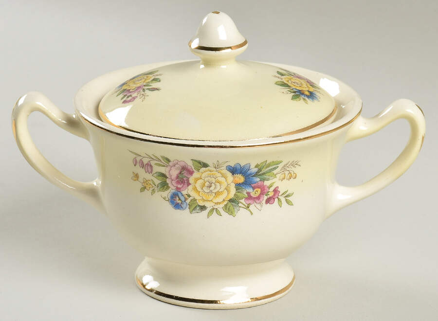 PCP10G Sugar Bowl & Lid by Paden City-1
