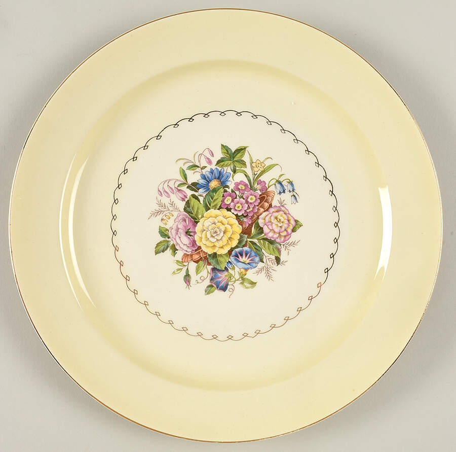 PCP10G Dinner Plate by Paden City-1