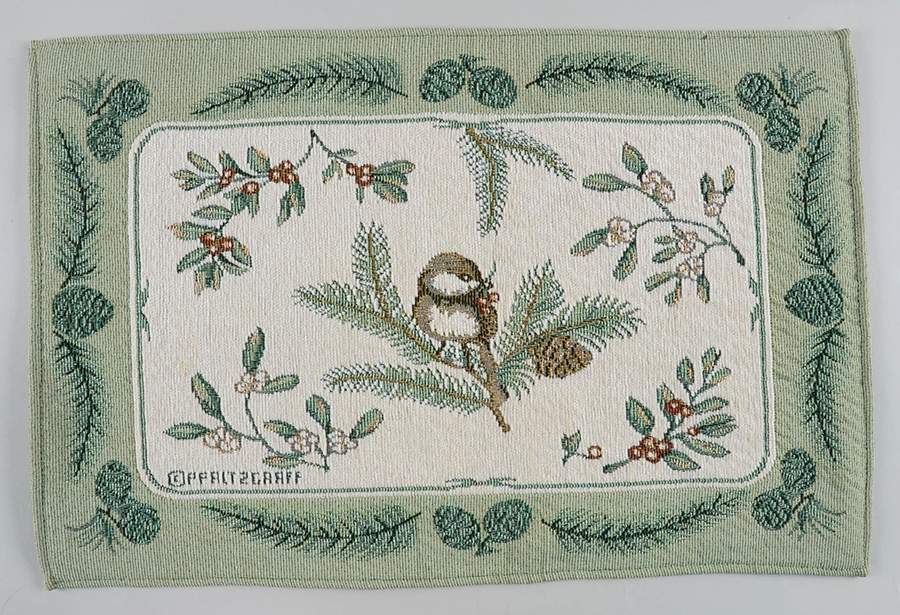 Winterwood Green Cloth Placemat by Pfaltzgraff-1