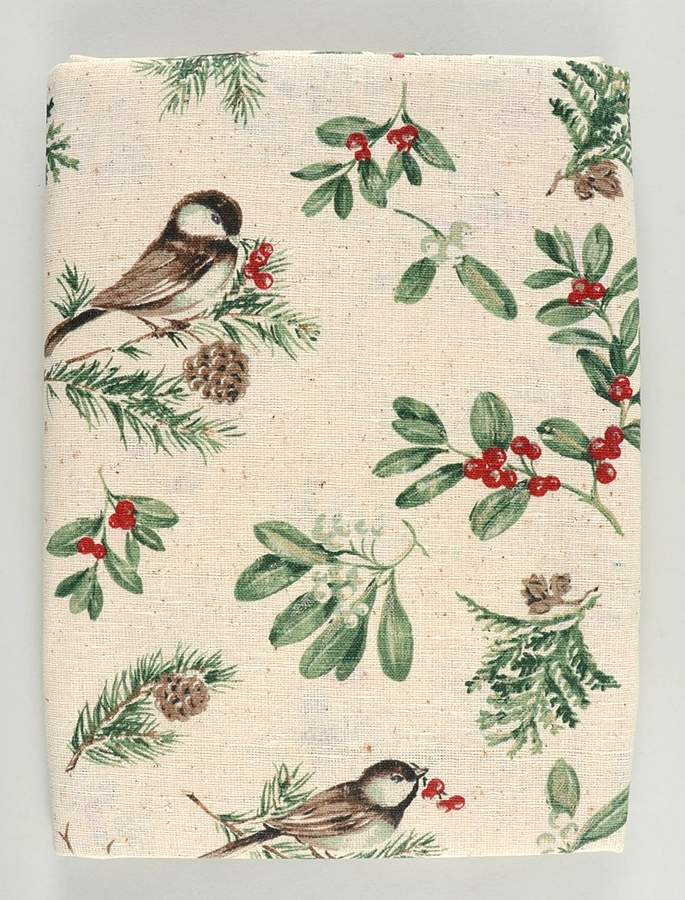 Winterwood Green 60" X 84" Oblong Tablecloth by Pfaltzgraff-1