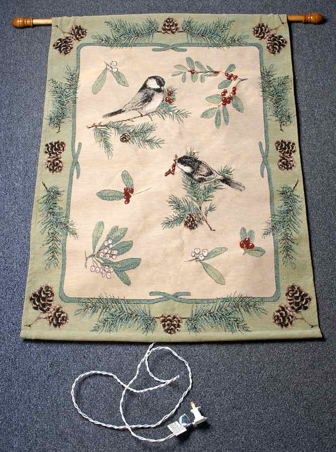 Winterwood Green Wall Hanging Tapestry W/Lights by Pfaltzgraff-1