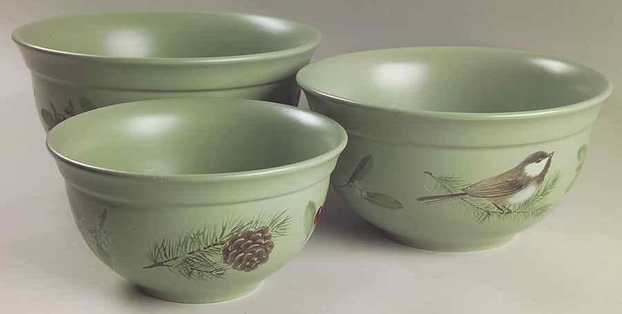 Winterwood Green Mixing Bowl Set (MB9, MB8, MB7) by Pfaltzgraff-1