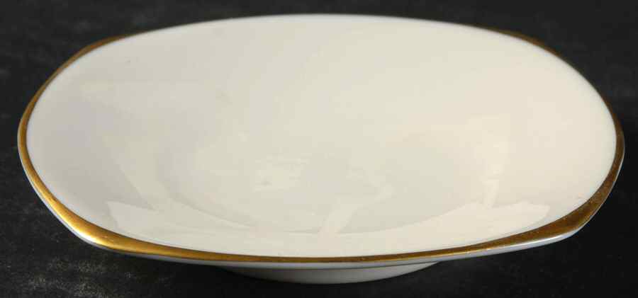Gold Accent 3" Ashtray by Pickard-1