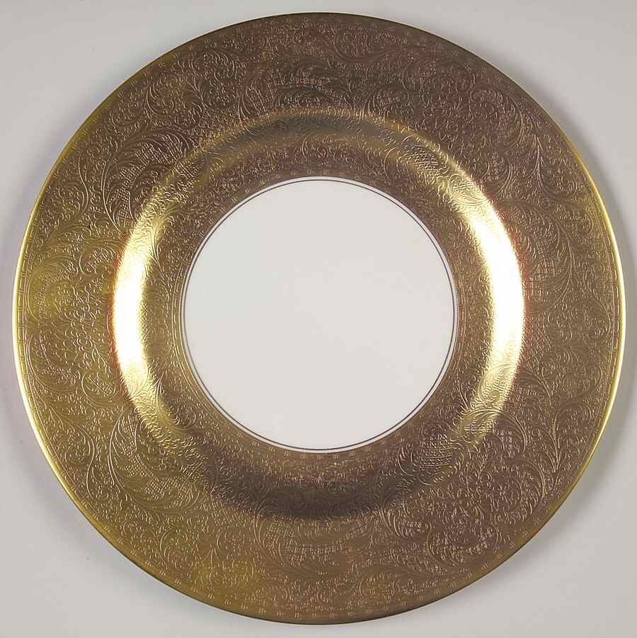 2025 Service Plate (Charger) by Pickard-1