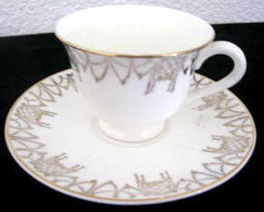 POP123 Footed Cup & Saucer Set by Pope Gosser-1