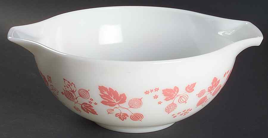 Gooseberry Pink 10" Cinderella Mixing Bowl by Pyrex-1