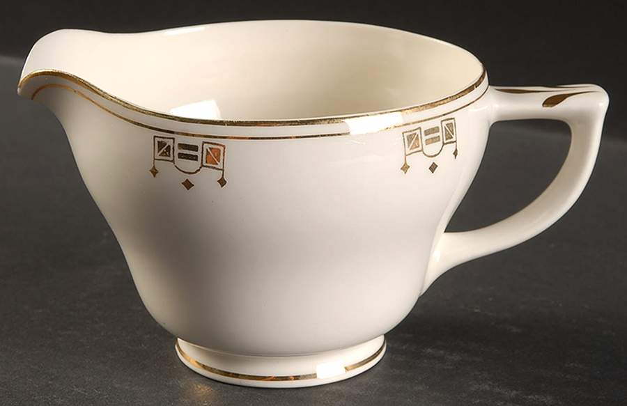 POP125 Creamer by Pope Gosser-1