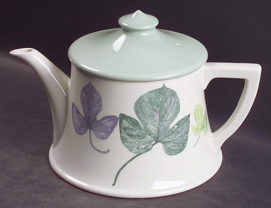 Seasons Leaves Teapot & Lid by Portmeirion-1