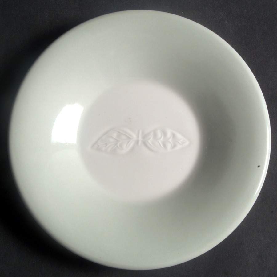 Seasons Leaves Bread & Butter Plate by Portmeirion-1