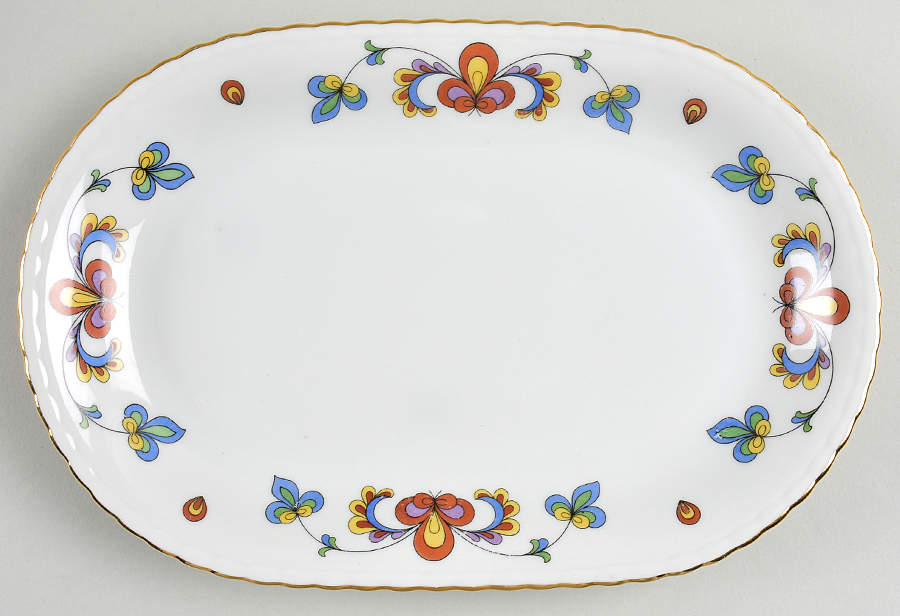 Farmer's Rose (Scalloped, Gold Trim) 10" Oval Serving Platter by Porsgrund-1