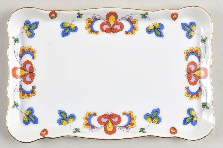 Farmer's Rose (Scalloped, Gold Trim) 7" Rectangular Tray by Porsgrund-1