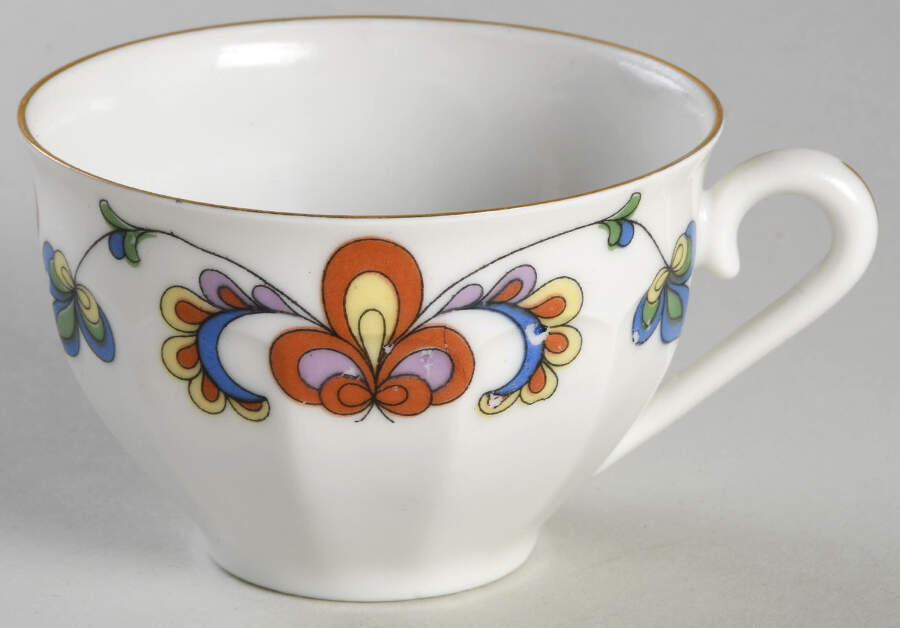 Farmer's Rose (Ribbed, Gold Trim) Footed Cup by Porsgrund-1