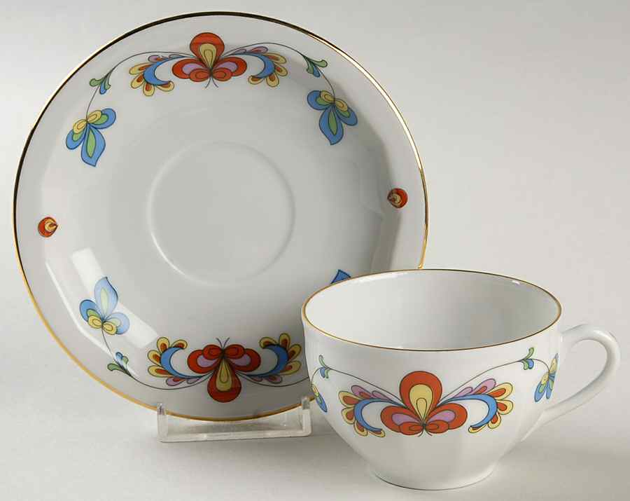 Farmer's Rose (Ribbed, Gold Trim) Flat Demitasse Cup & Saucer Set by Porsgrund-1