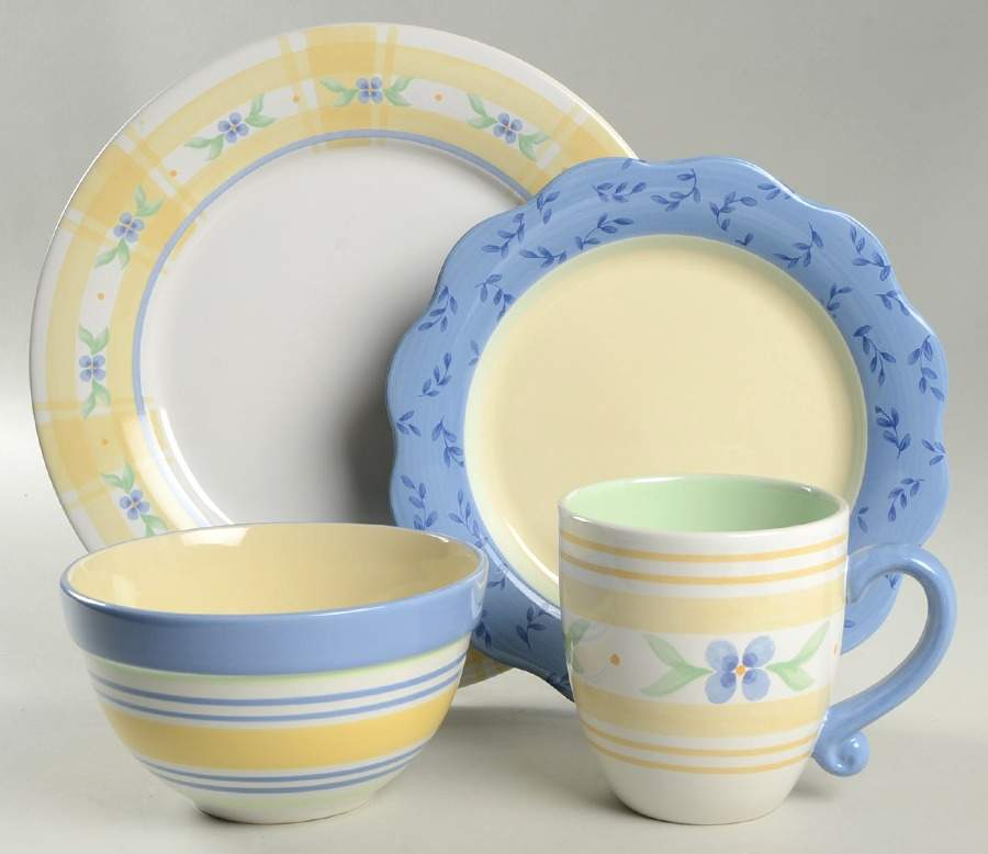 Summer Breeze 4 Piece Place Setting by Pfaltzgraff-1