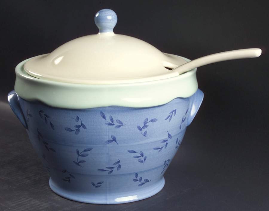 Summer Breeze Tureen & Lid w/Ladle by Pfaltzgraff-1