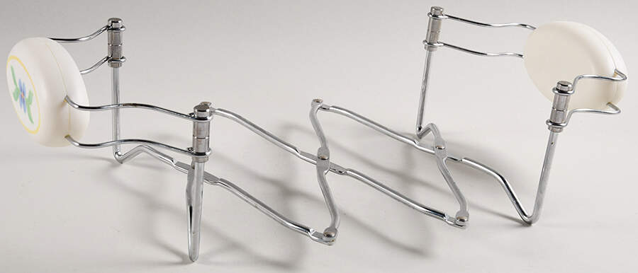 Summer Breeze Metal Stand for 1 Qt Round Covered Casserole by Pfaltzgraff-1