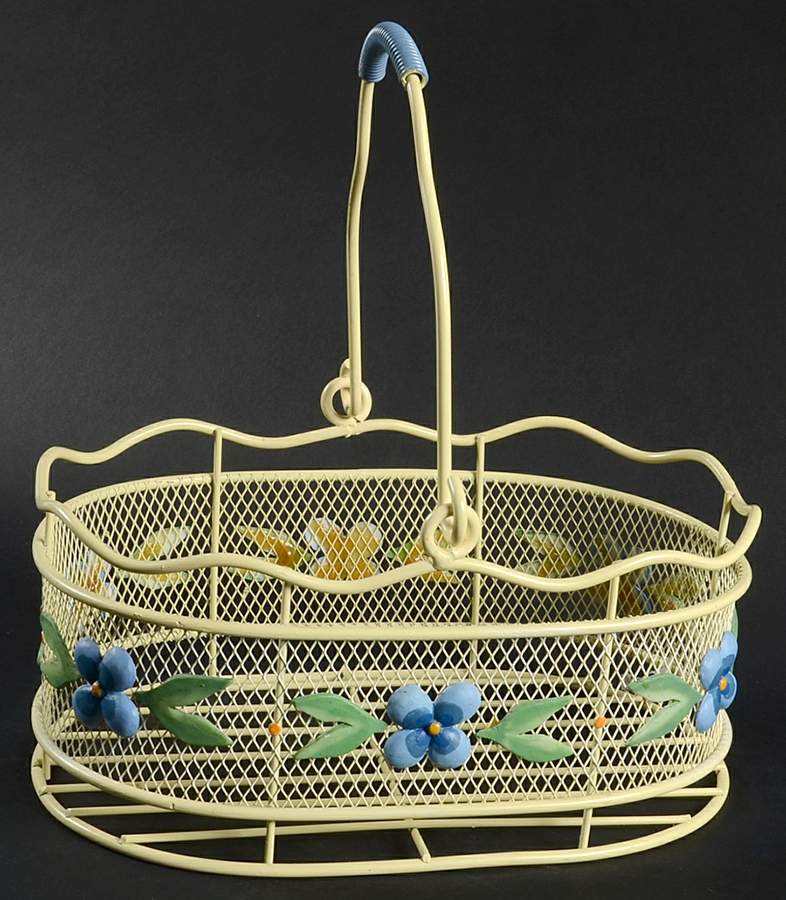 Summer Breeze Wire Metal Basket by Pfaltzgraff-1