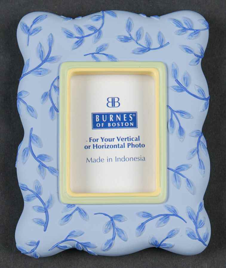 Summer Breeze Picture Frame Magnet by Pfaltzgraff-1