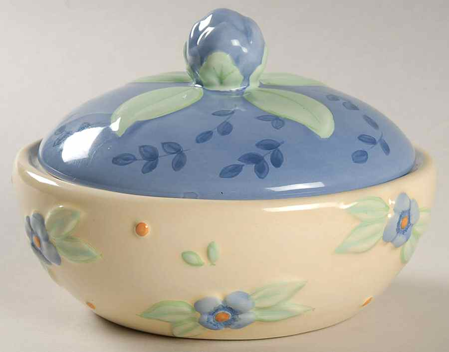 Summer Breeze Sculpted Deviled Egg Covered Bowl by Pfaltzgraff-1