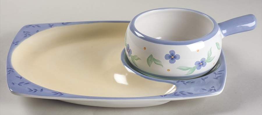 Summer Breeze Snack Set with 11" (SNTR11) Tray & Stick Handle Soup (SOH) by Pfaltzgraff-1