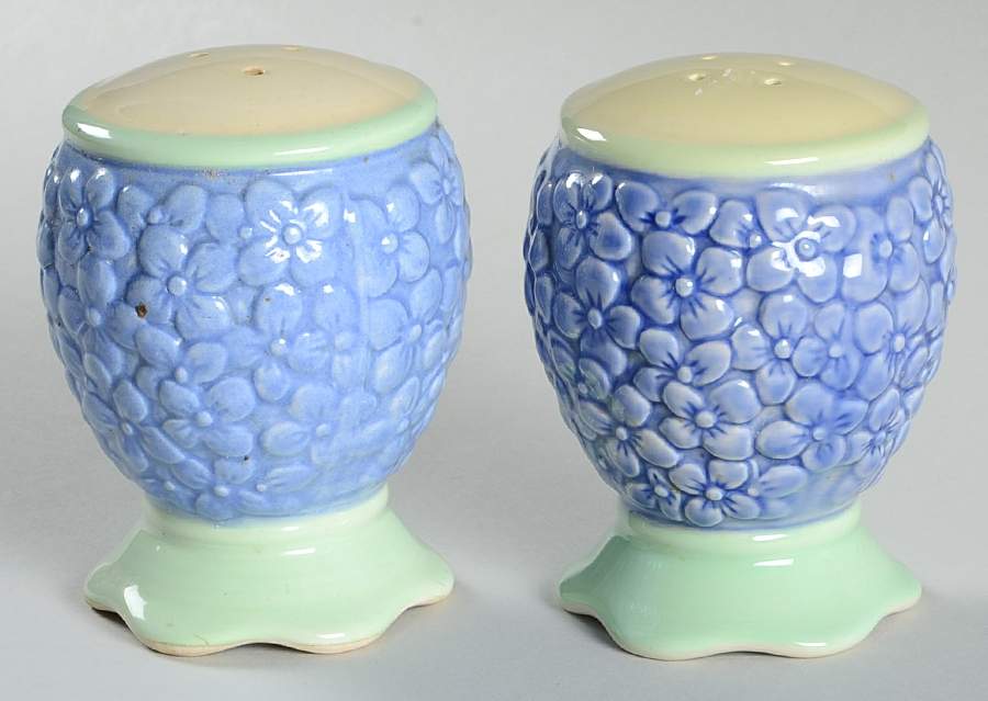 Summer Breeze Sculpted Salt & Pepper Set by Pfaltzgraff-1