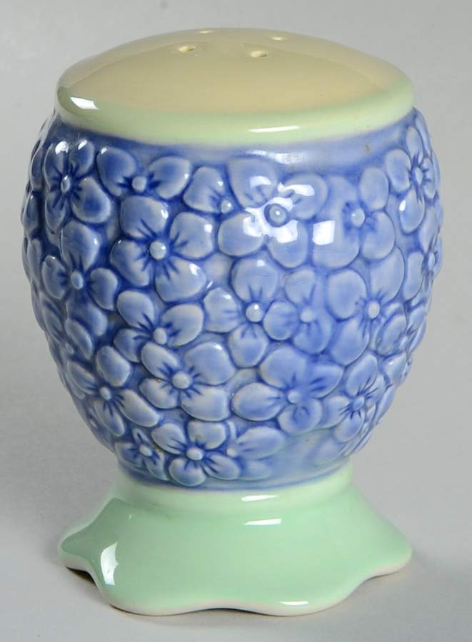 Summer Breeze Sculpted Pepper Shaker by Pfaltzgraff-1
