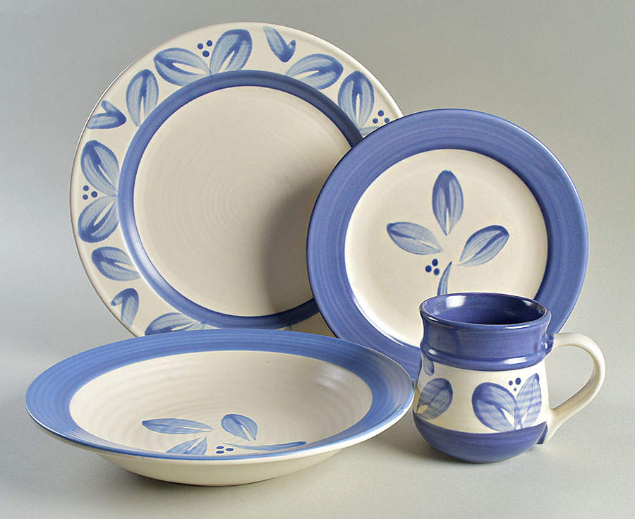 Villa Flora 32 Piece Estate Set by Pfaltzgraff-1
