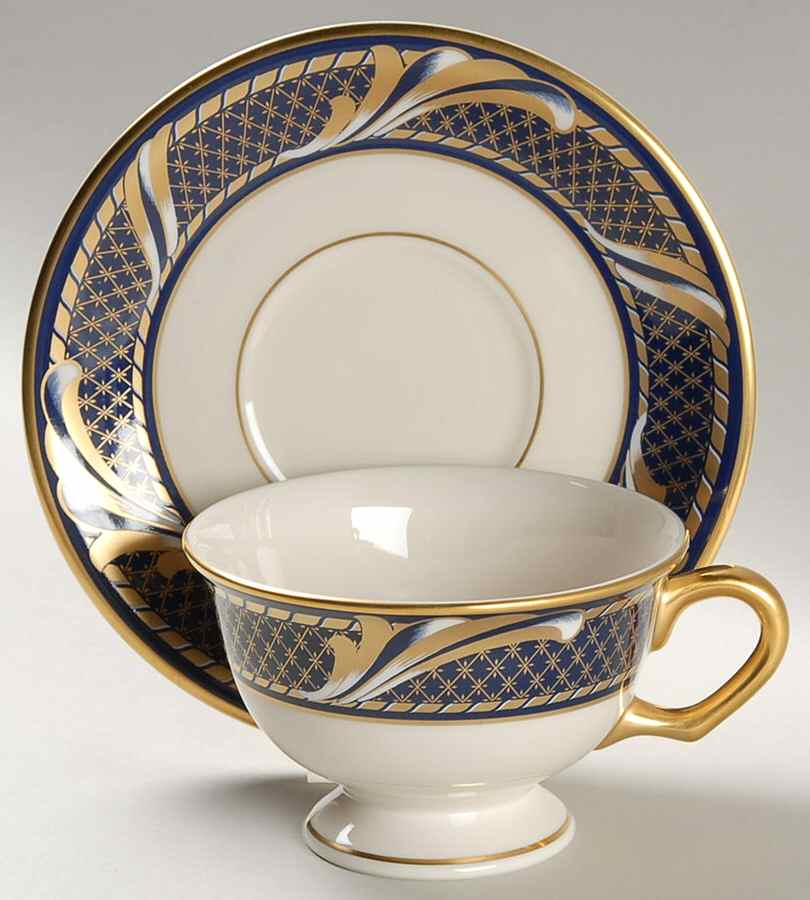La Mer Footed Cup & Saucer Set by Pickard-1