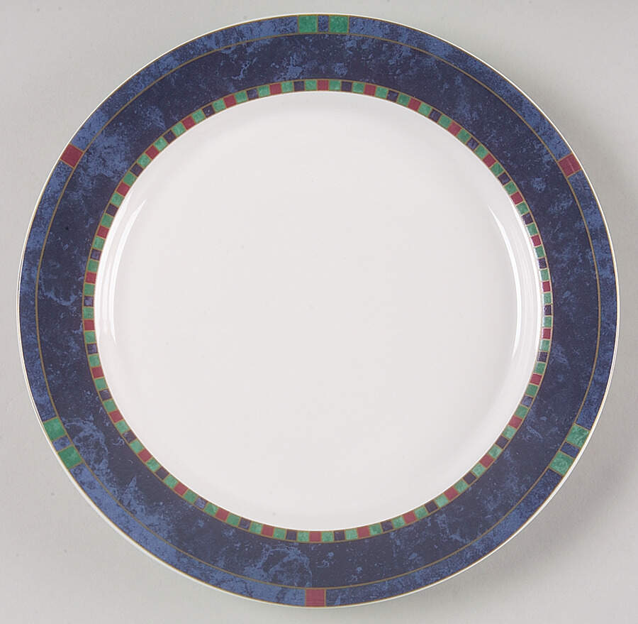 Atalya Luncheon Plate by Pfaltzgraff-1