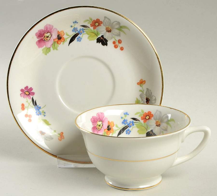 PRI10 Footed Cup & Saucer Set by Princess - Empcraft (USA)-1