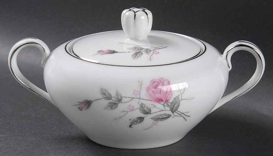 Embraceable Sugar Bowl & Lid by Princess (Japan)-1