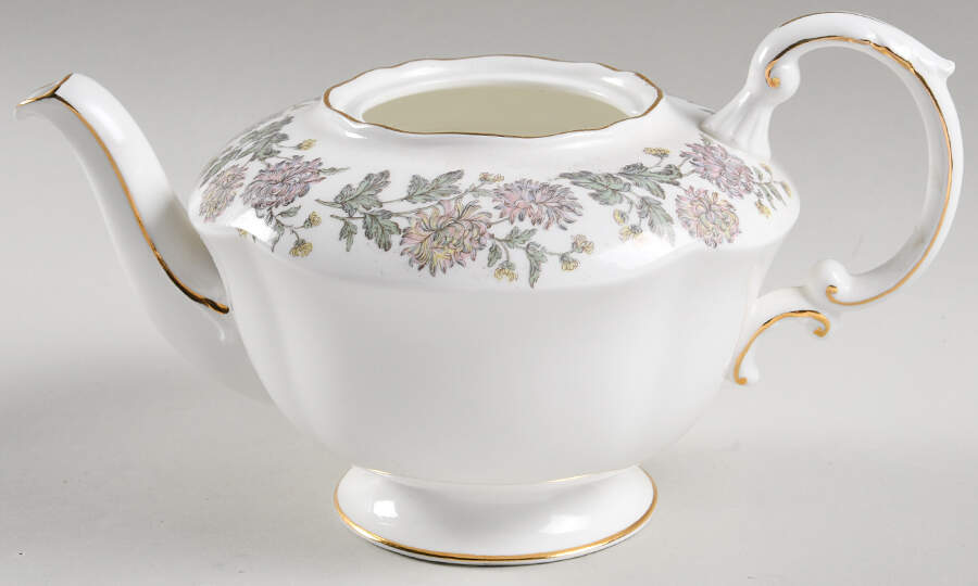 Chrysanthemum Teapot No Lid by Paragon-1