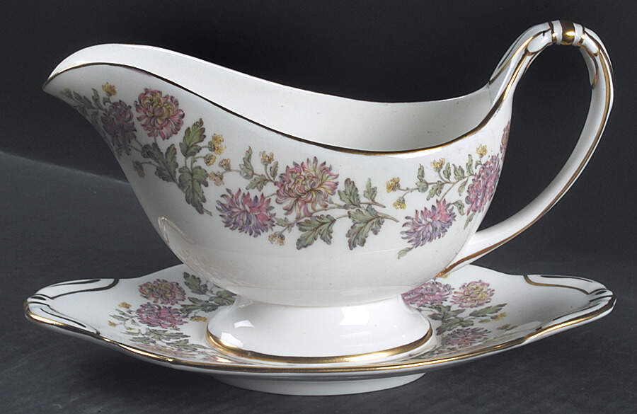 Chrysanthemum Gravy Boat & Underplate by Paragon-1