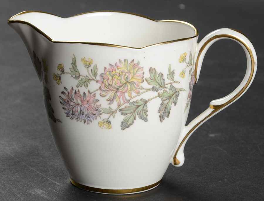 Chrysanthemum Mini Creamer by Paragon-1