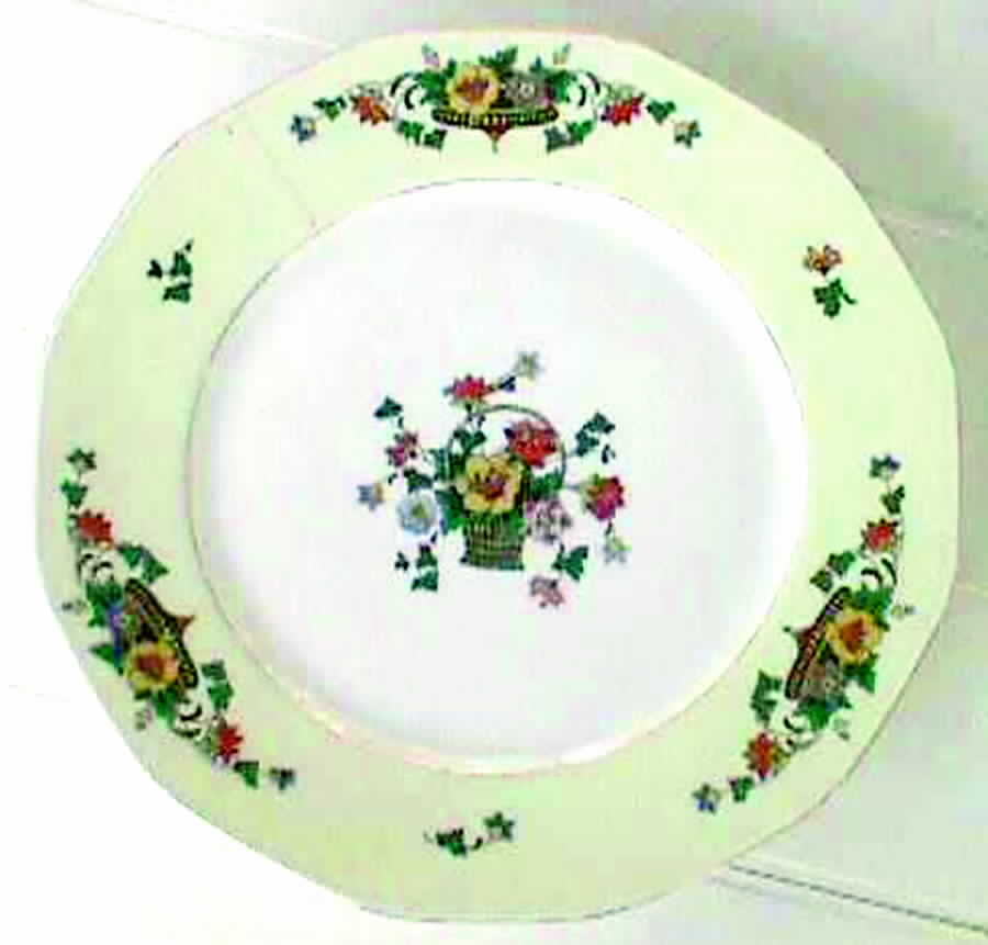PUN47 Dinner Plate by Porcelain Union-1