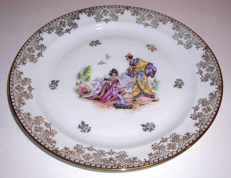 Nankin Dinner Plate by Porcelaine de Limoges-1