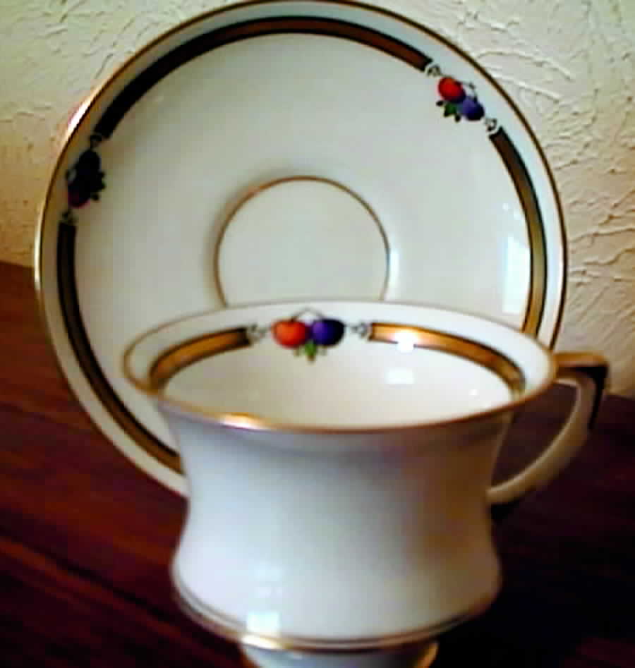Y609 Footed Cup & Saucer Set by Paragon-1