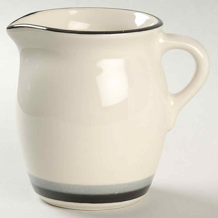 PFA31 Creamer by Pfaltzgraff-1