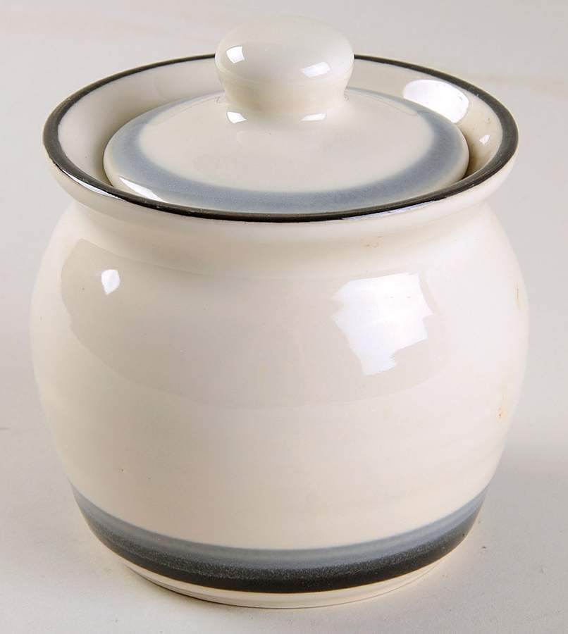 PFA31 Sugar Bowl & Lid by Pfaltzgraff-1