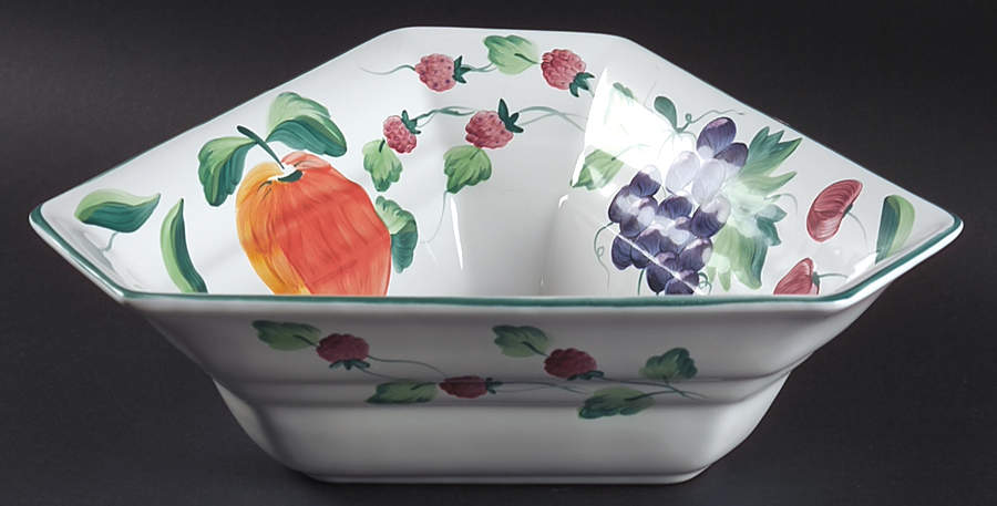 Garden Party 11" Triangular Serving Bowl by Presenttense-1