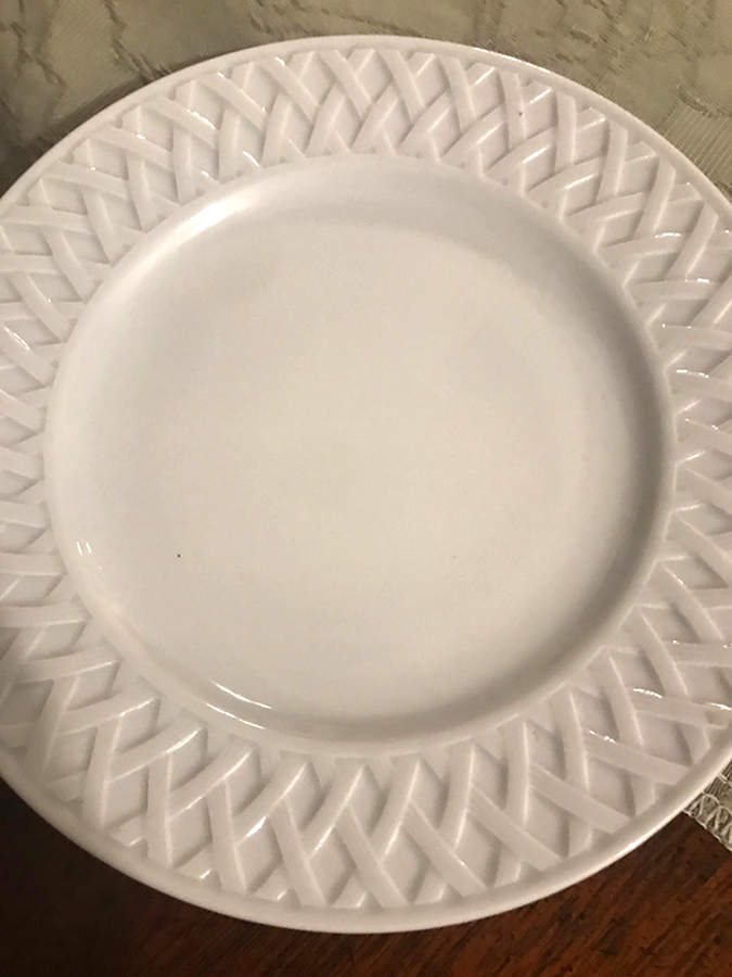 Louisiane Canape Plate by Porcelaine de Sologne-1