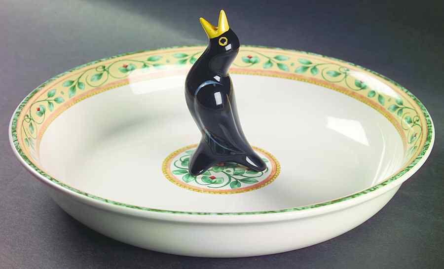 French Quarter (Stoneware) 10" Pie Baking Plate with Pie Bird by Pfaltzgraff-1