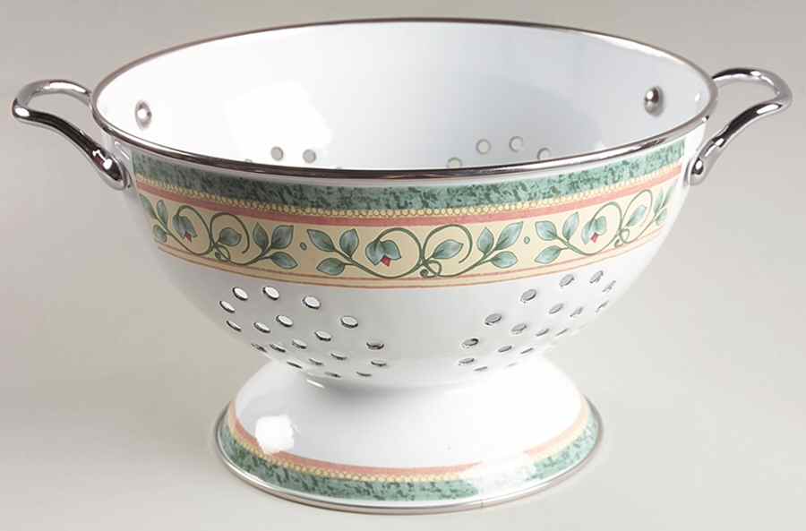 French Quarter (Stoneware) 3 Quart Metal Colander by Pfaltzgraff-1