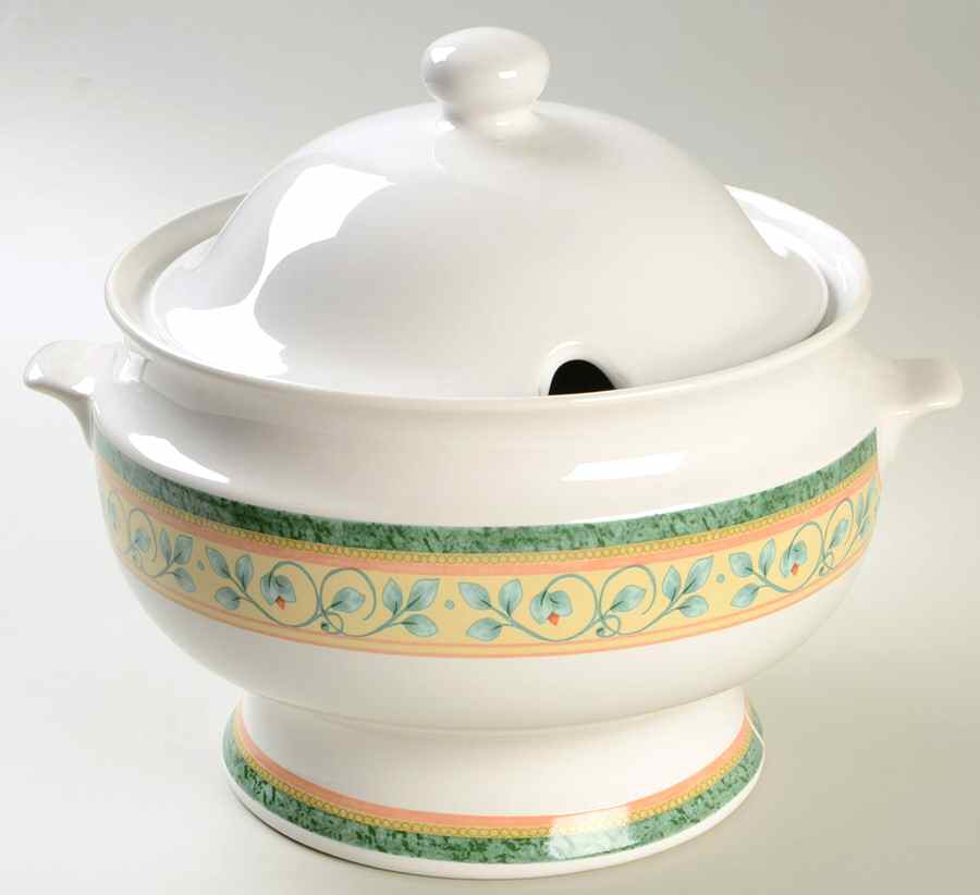 French Quarter (Stoneware) Tureen &  Lid by Pfaltzgraff-1