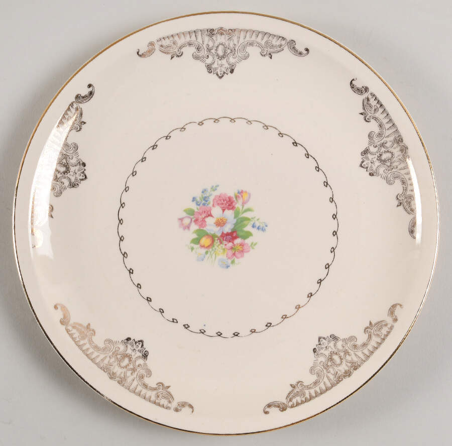 PCP131 Luncheon Plate by Paden City-1