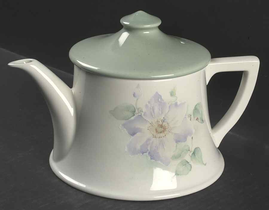 Seasons Flowers Teapot & Lid by Portmeirion-1